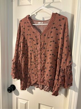Maurices Dusty Rose Button-Front Floral Blouse